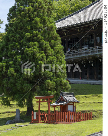 東大寺二月堂の鎮守社「興成神社」 114925304