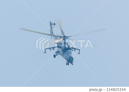 Mi-24ハインド攻撃ヘリコプター 114925334