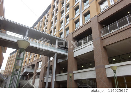 九州大学伊都キャンパス工学部 講義棟 九州大学伊都キャンパス工学部 講義棟 114925637