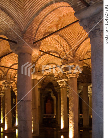 Arcade Columns Arcade Columns 114927291