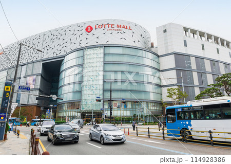 釜山の中心街　南浦洞 114928386