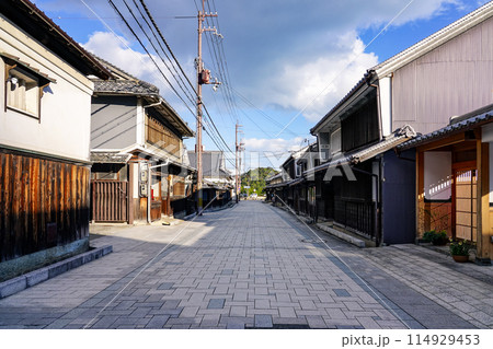 日本遺産に選定される坂越の街並み（兵庫県赤穂市） 114929453