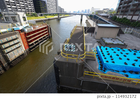 【建設物】 朝潮水門 【建設物】 朝潮水門 114932172
