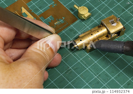組立中の真鍮模型 組立中の真鍮模型 114932374