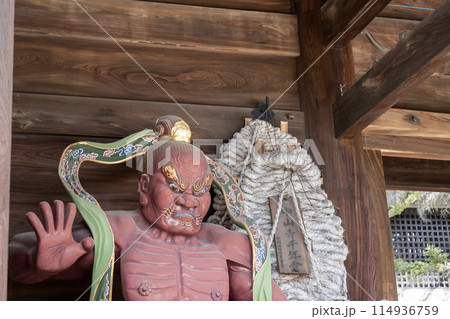 兵庫県／中山寺山門の仁王像（2024年04月13日撮影） 114936759