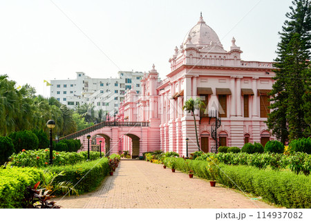 バングラデシュの首都ダッカにあるアッシャン・モンジルの美しい風景 バングラデシュの首都ダッカにあるアッシャン・モンジルの美しい風景 114937082