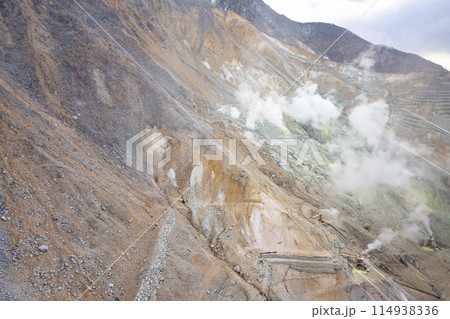 神奈川県箱根町　大涌谷 114938336