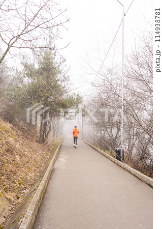 Winter misty landscape of Tbilisi's downtown 114938781