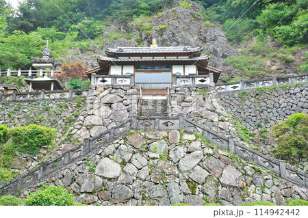 【御汗観世音奥の院】 山口県熊毛郡上関町長島 114942442