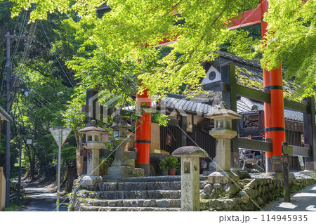 嵯峨鳥居本　愛宕神社　一の鳥居 114945935
