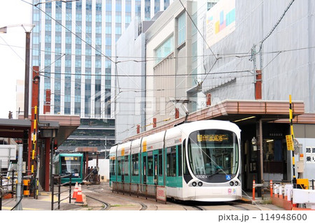 【広島電鉄】5100形〜Green mover max〜（本線：広島駅〜猿猴橋町） 114948600