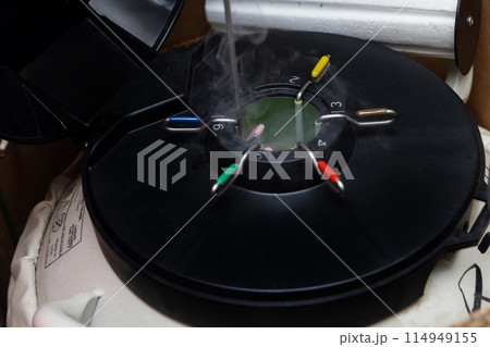 牧場　人工授精　牛　液体窒素 114949155