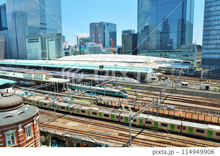 青空の東京駅 114949906