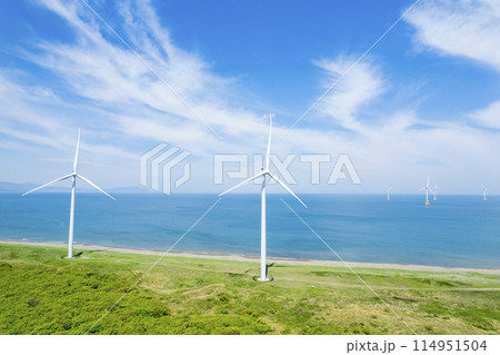 海に立つ風車（空撮） 114951504
