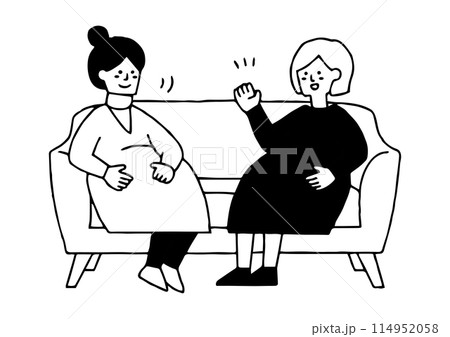 おしゃべりをする妊婦さん 114952058