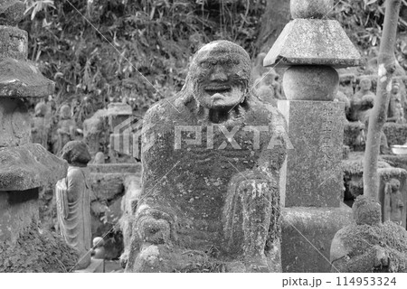 小さな石仏 114953324
