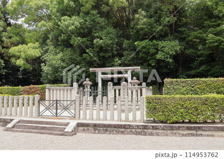 京都　朱雀天皇　醍醐陵 114953762
