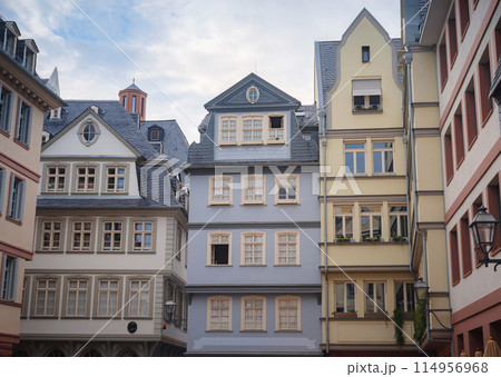 spring travel to Europe. beautiful old German cities 114956968