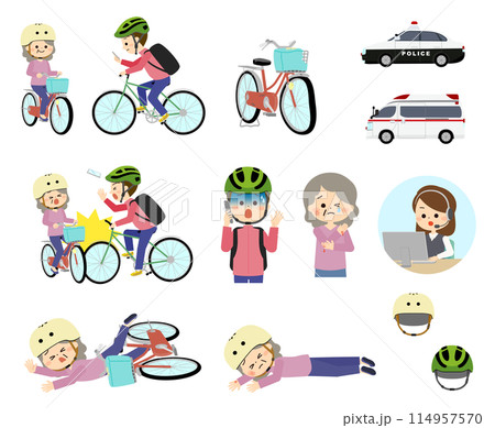 シニア女性とスマホを見る男性の自転車事故 セット シニア女性とスマホを見る男性の自転車事故 セット 114957570