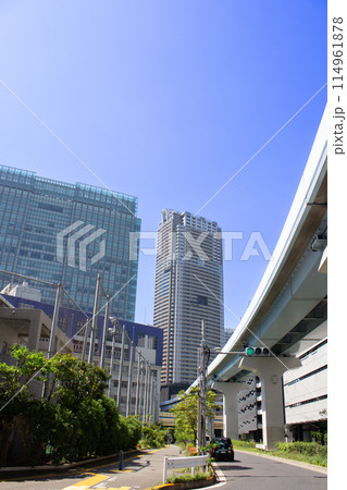 浜松町、ゆりかもめと都市風景 114961878