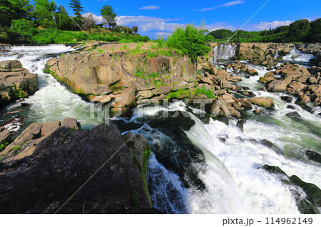 【鹿児島県】晴天の曽木の滝(東洋のナイアガラ) 【鹿児島県】晴天の曽木の滝(東洋のナイアガラ) 114962149