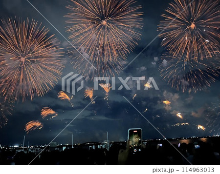 花火と夜景 114963013