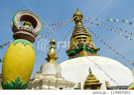 ネパールの首都カトマンズにあるスワヤンブナートのとても美しい風景 114965801