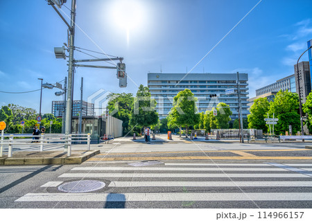 東京都新宿区の都市風景 信濃町駅 東京都新宿区の都市風景 信濃町駅 114966157