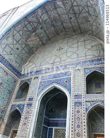 シェル・ドル・マドラサの入り口 シェル・ドル・マドラサの入り口 114968513