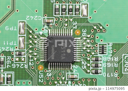 半導体の基盤　電子機械の集積回路 114975095