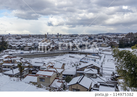 Snowy winter view of Kanazawa, Japan Snowy winter view of Kanazawa, Japan 114975382