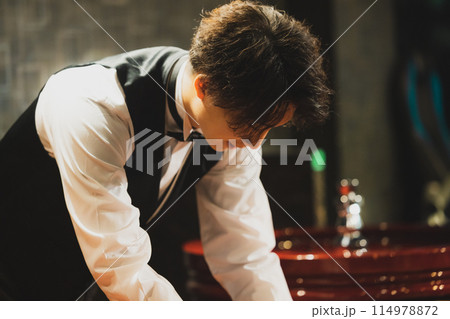 バニーガール　ボーイ 114978872