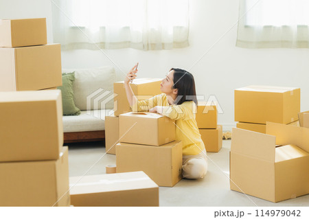 引っ越し荷造りイメージ 引っ越し荷造りイメージ 114979042