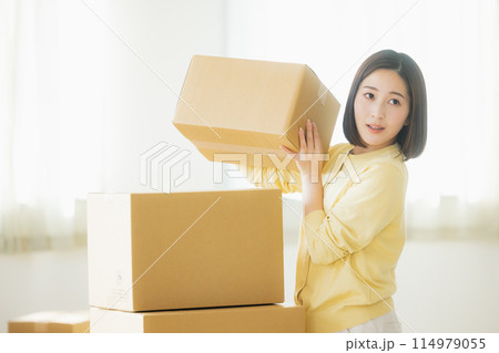 引っ越し荷造りイメージ 114979055