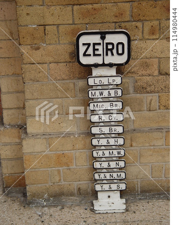 ゼロポスト ゼロポスト 114980444