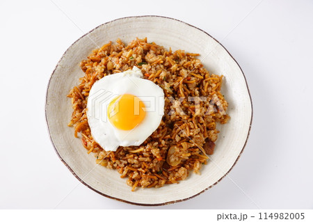 そばめしと目玉焼き そばめしと目玉焼き 114982005