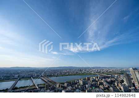 大阪空中庭園からの快晴の美しい景色【大阪風景】 114982648