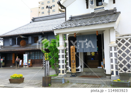 信州松本　蔵のある街　中町・蔵シック館 114983923