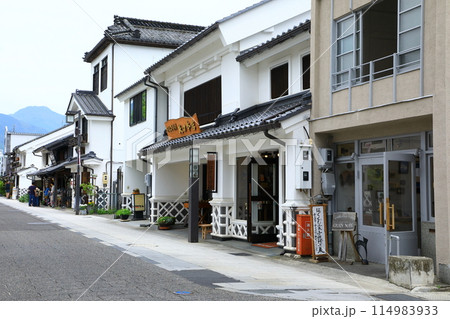 信州松本　蔵のある街　中町通り 114983933