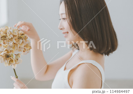 20s beauty 20s beauty 114984497