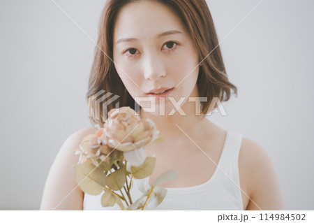 20s beauty 114984502