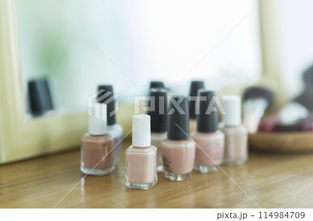 コスメ　メイク用品 114984709