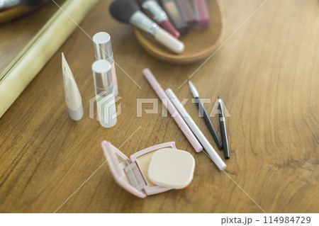 コスメ メイク用品 コスメ メイク用品 114984729