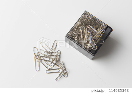 ゼムクリップ 114985348