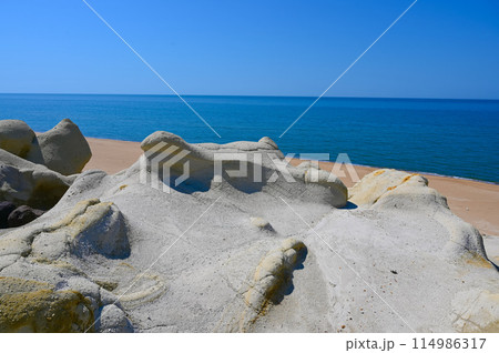 片野海岸　長者屋敷跡　奇岩群　加賀市 114986317