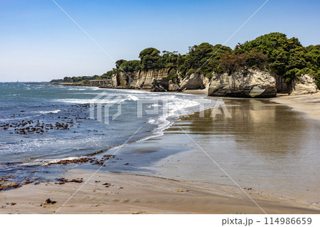 茨城県日立市 鵜の島海岸の浜辺 茨城県日立市 鵜の島海岸の浜辺 114986659