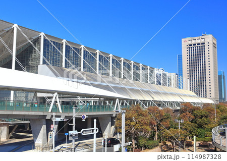 【千葉県】快晴の幕張メッセ国際展示場 【千葉県】快晴の幕張メッセ国際展示場 114987328