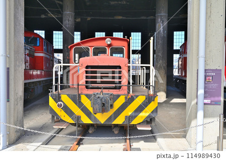 津山まなびの鉄道館「扇形機関車庫」と各旧型車両群 津山まなびの鉄道館「扇形機関車庫」と各旧型車両群 114989430