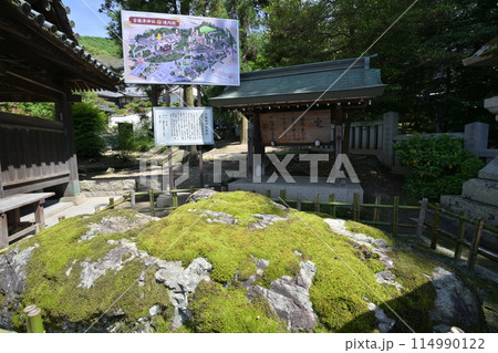 岡山市「吉備津神社」の社殿と回廊 岡山市「吉備津神社」の社殿と回廊 114990122