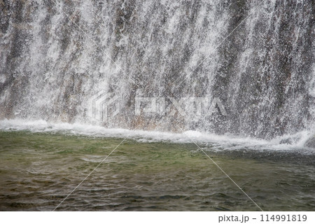 渓谷の砂防ダム【鈴鹿国定公園・宮妻峡】 114991819